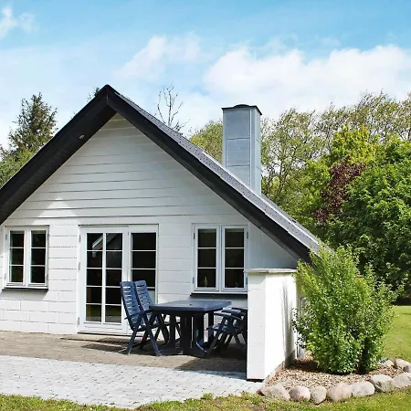 Two-bedroom Holiday In 21 Дом отдыха